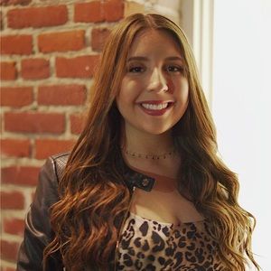 Meet your Posher, Bianca